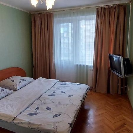Apartment On Patriarkha Mstyslava Skrypnyka Street Kijów Zewnętrze zdjęcie
